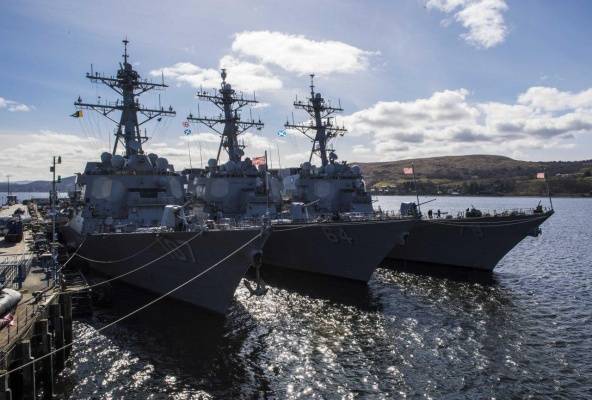 База ВМС США в Испании: планируется замена эсминцев и переброска вертолетов