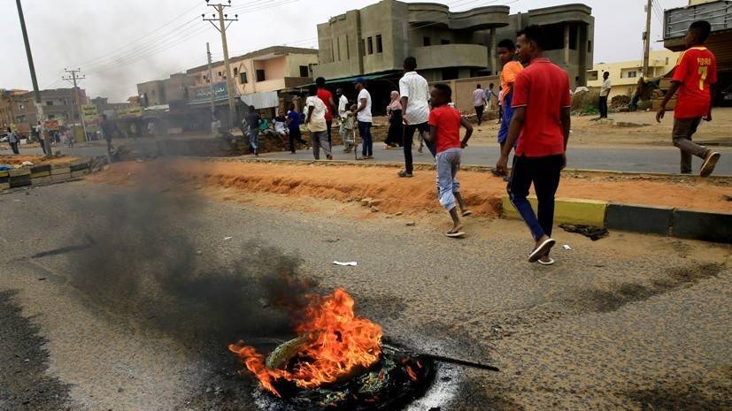 СМИ: Число погибших при разгоне&nbsp;протестующих&nbsp;в Судане возросло до 100