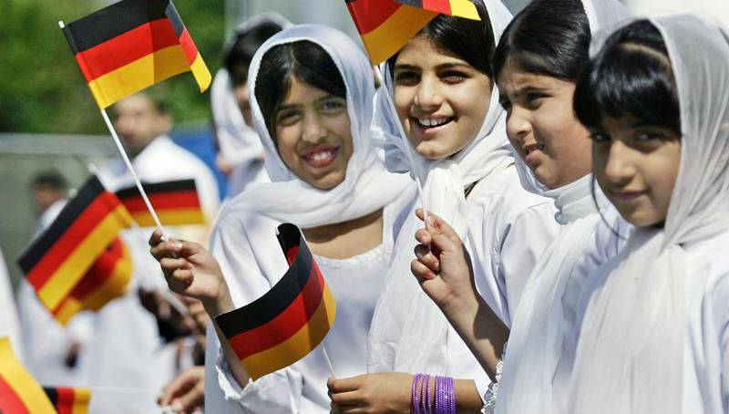 Образованные немцы не чураются друзей-мусульман