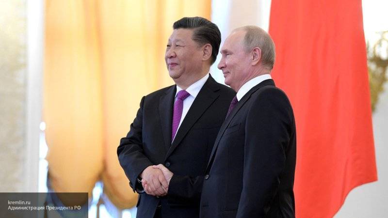Путин заявил, что РФ и Китай будут развивать практику расчетов в нацвалютах