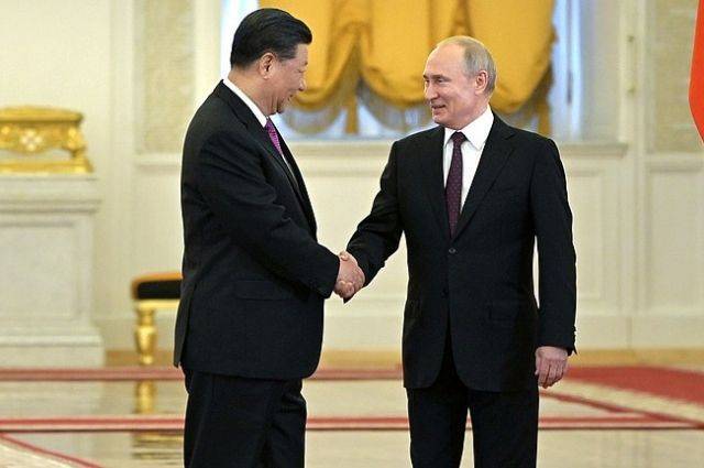 Путин поблагодарил Цзиньпина за передачу двух панд Московскому зоопарку