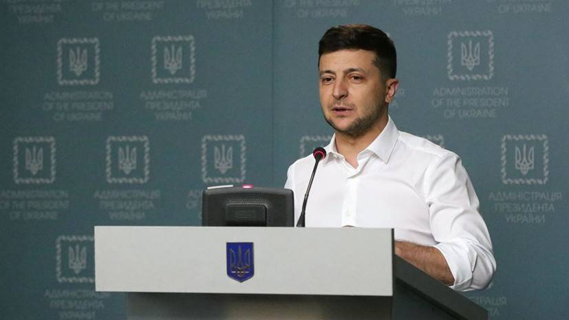 Депутат Рады заявил, что Зеленский «превращается в Порошенко»