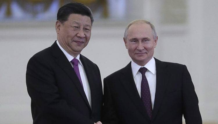 Си Цзиньпин назвал Путина лучшим другом