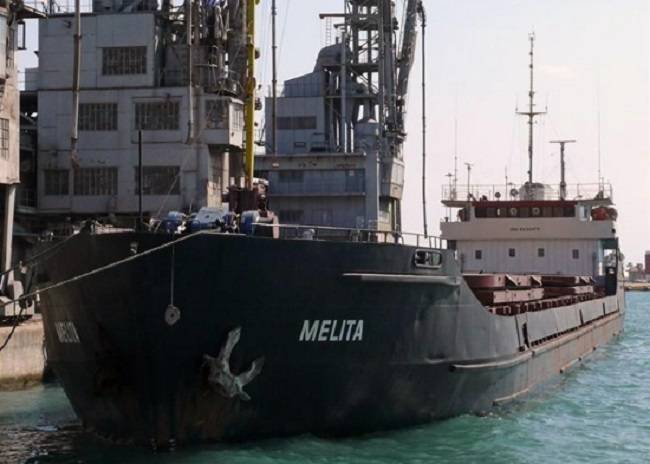 Морская охрана Украины допросила экипаж отклонившегося от курса российского судна