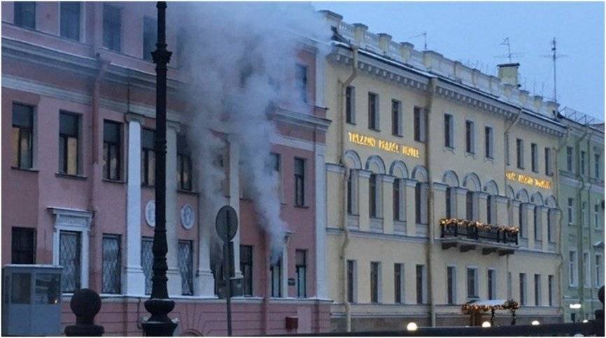 Берсон уничтожает исторический особняк в Петербурге, вопреки обещанию его отреставрировать