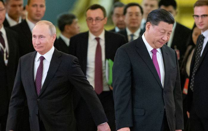 Простая математика и "предъявы": Россия — главный козырь в торговой войне США с Китаем?