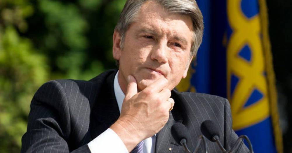 Ющенко предъявили обвинение в незаконном завладении резиденцией "Межигорье"