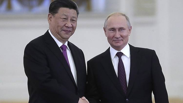 Путин и Си Цзиньпин вместе уехали из Кремля на лимузине Aurus