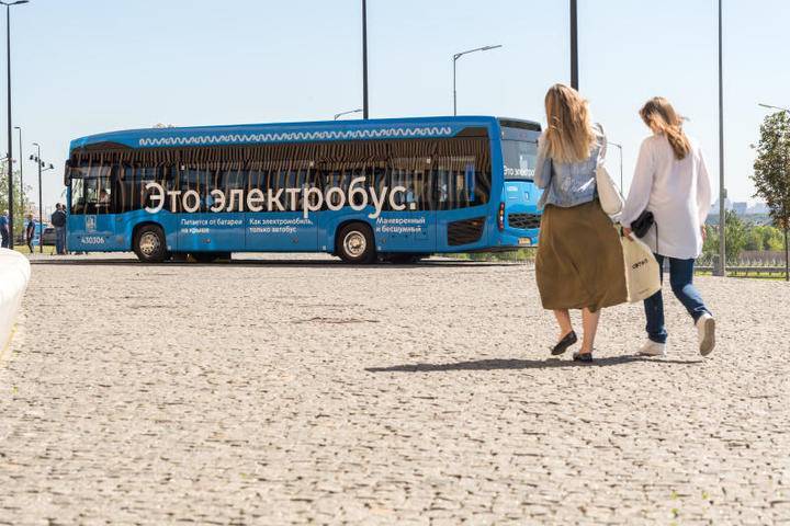 Электробусы № 649 будут работать дольше - vm.ru - Москва - Москва