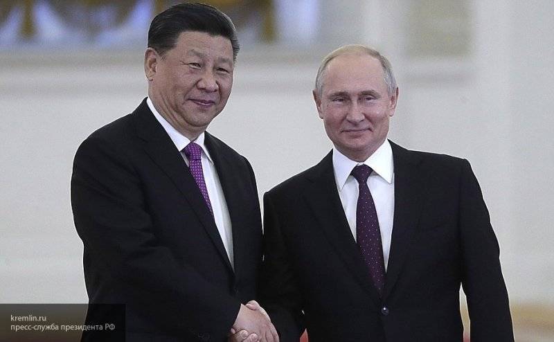 Владимир Путин провел встречу с Си Цзиньпином в Москве