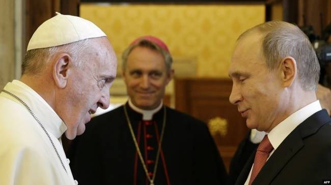 Ватикан объявил о встрече Папы Римского и президента России