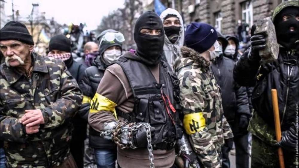 Националисты диктуют Киеву свои правила: в Раде принят закон о предоставлении иностранным боевикам украинского гражданства