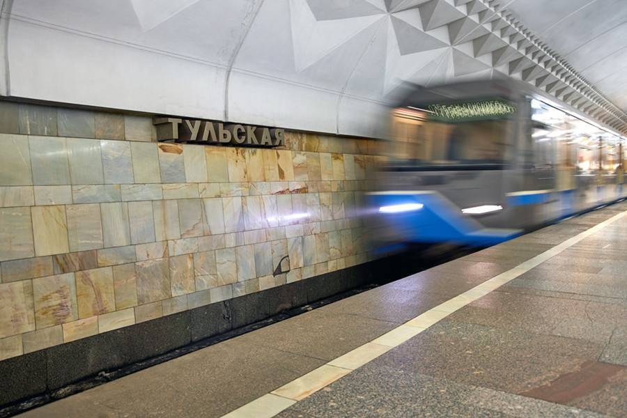 Увеличены интервалы движения поездов на серой ветке метро