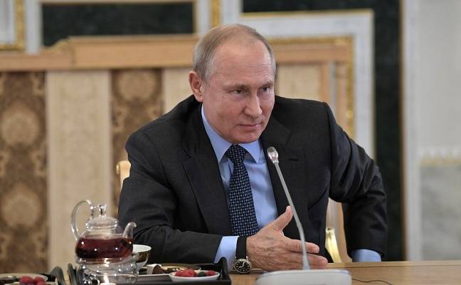 Президент России: Я же не свадебный генерал, чтобы меня везде звали
