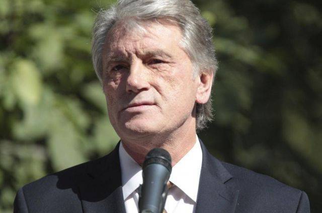 Ющенко назвал безосновательными обвинения в сговоре с Януковичем