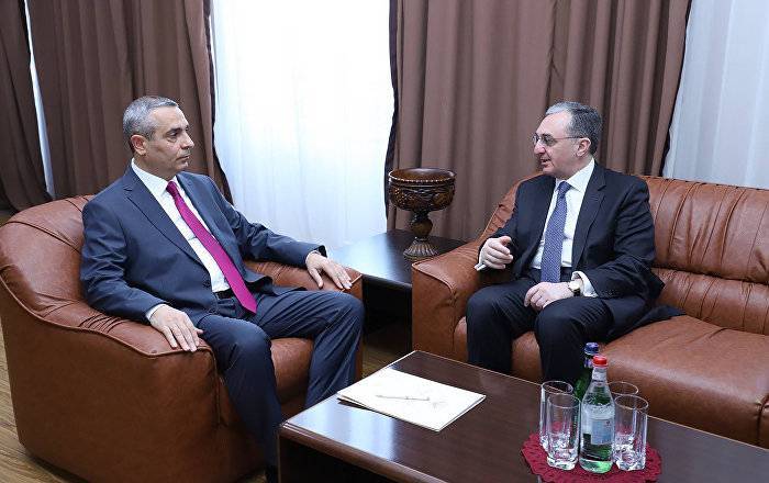 Работа с властями Карабаха по переговорной повестке ведется постоянно - Мнацаканян