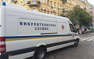 В Киеве массово "заминировали" ТРЦ, кафе и детсады