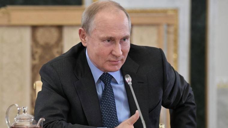 «Огненный змий в&nbsp;бутылке»: Путин об&nbsp;угрозе глобального конфликта