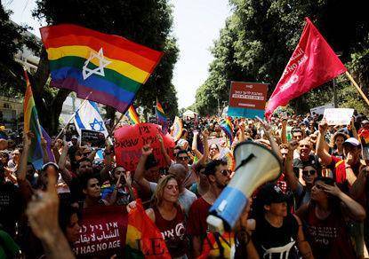 «Парад гордости» в Иерусалиме: перекрытые улицы, задержания, поджог флага