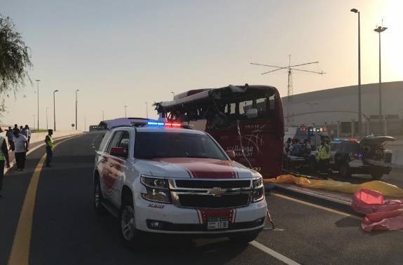 В Дубае разбился автобус с туристами, погибло 15 человек