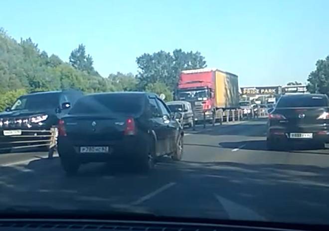 На Северной окружной дороге образовалась пробка из-за ДТП - ya62.ru - Рязань
