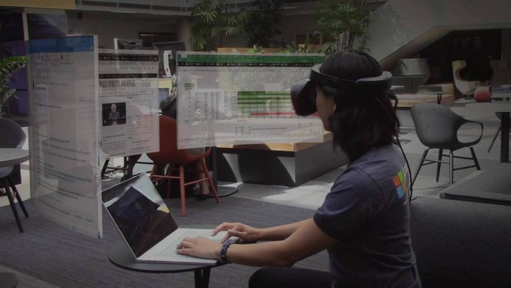 Microsoft готовит новый проект смешанной виртуальной реальности