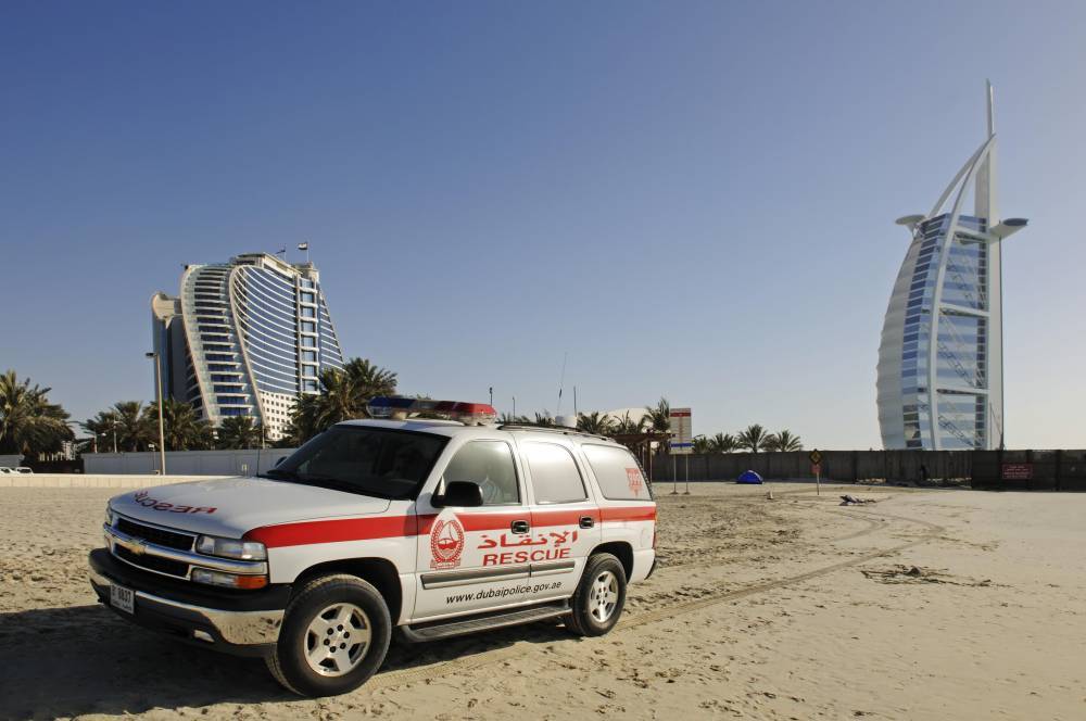 Дипломаты РФ в Дубае проверяют, есть ли россияне среди пострадавших в ДТП с автобусом