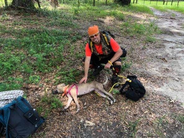 Флоридец спас собаку, которая просидела в глубокой пещере почти 3 недели, услышав как она воет