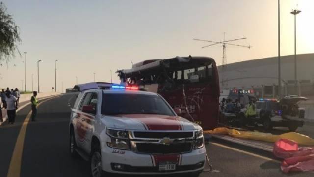 Число жертв ДТП с туристическим автобусом в Дубае возросло до 17