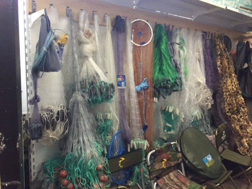 Предпринимателя из Балезино наказали за торговлю рыболовными сетями