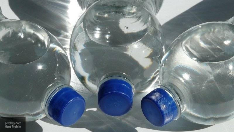 "Карусель" и "Перекресток" в Москве начнут принимать пластиковую тару на переработку