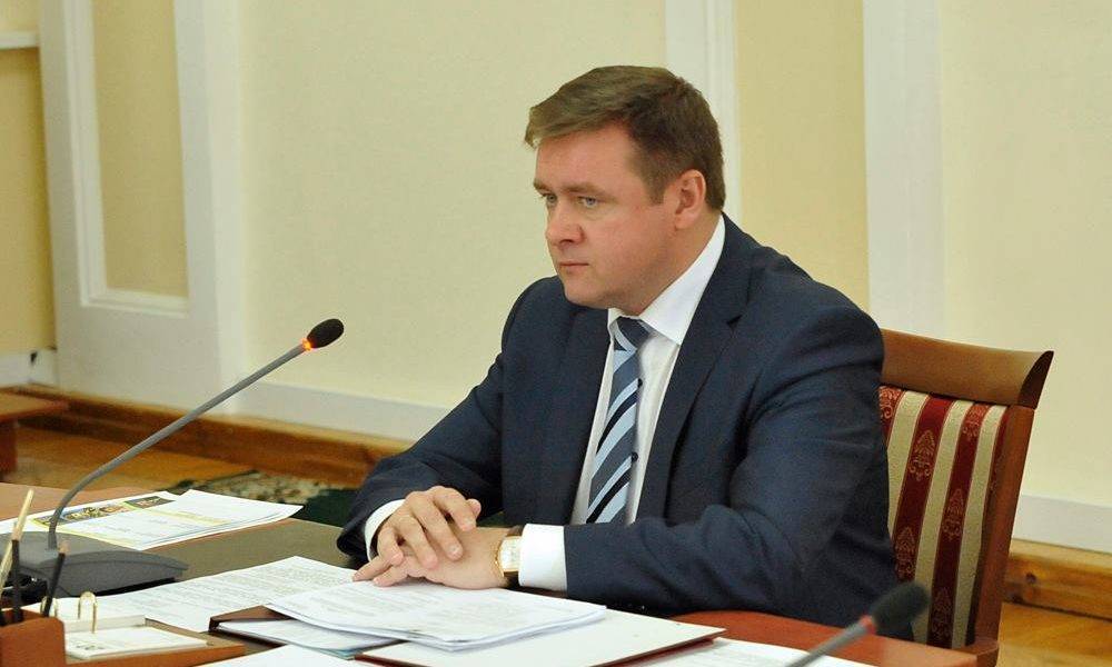 Николай Любимов на ПМЭФ-2019 принял участие в заседании комиссии Госсовета РФ