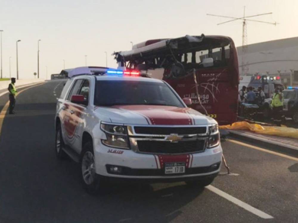 В Дубае разбился автобус с туристами: 17 погибших