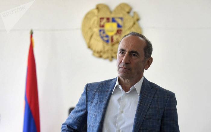 Суд в Армении частично удовлетворил жалобу Кочаряна на арест его имущества