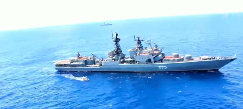 Крейсер США чуть не столкнулся с кораблем «Адмирал Виноградов»