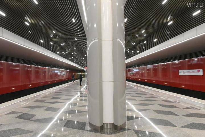 Станцию метро «Мневники» украсят силуэтами людей
