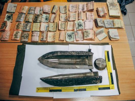 В Эстонии саперы нашли в снаряде деньги царской эпохи