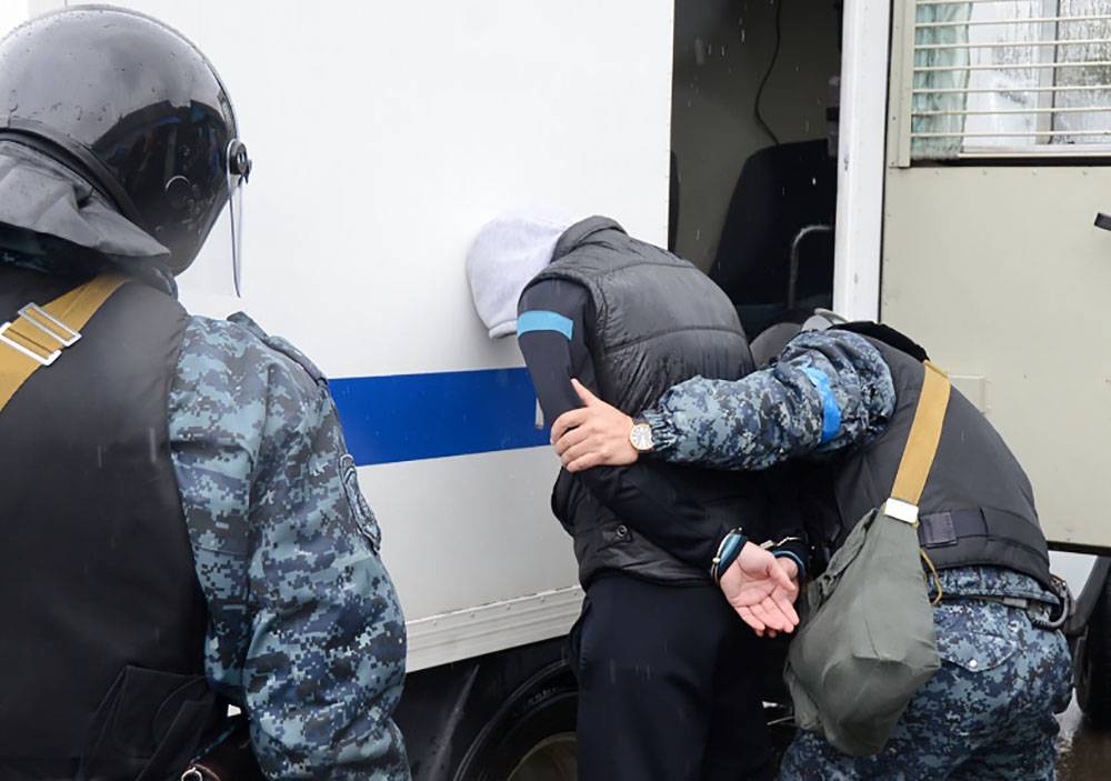 В Москве с пакетом наркотиков задержали корреспондента "Медузы"
