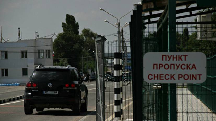 Крымские пограничники задержали двух находившихся в розыске украинцев