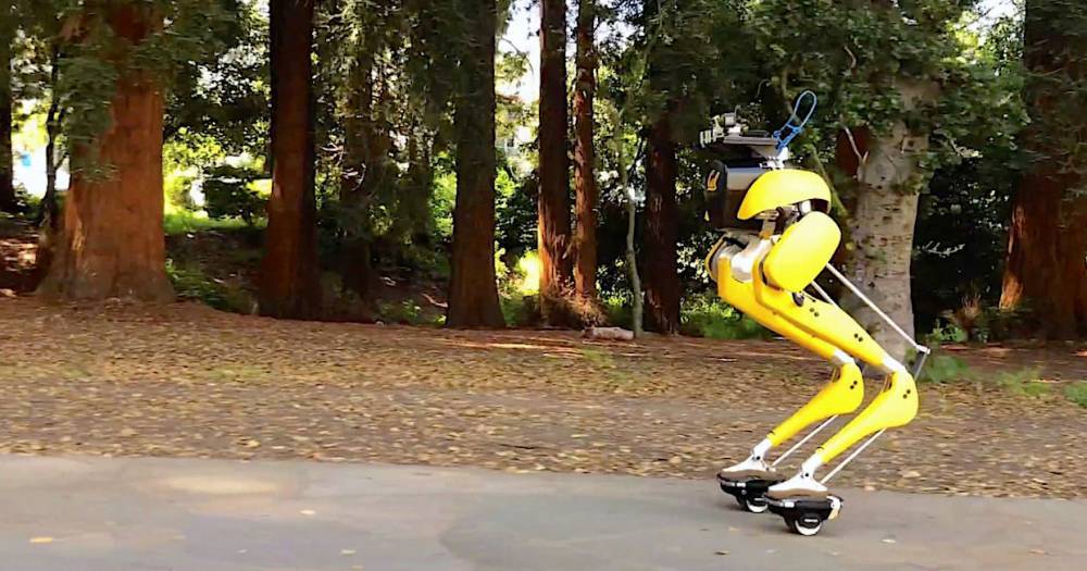 Двуногого робота научили ездить на гиророликах