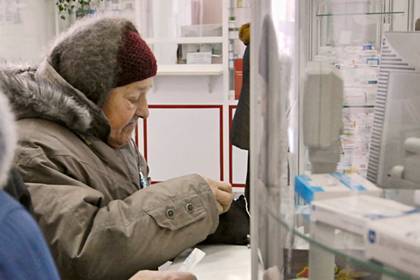 Путин распорядился снизить цены на жизненно важные лекарства