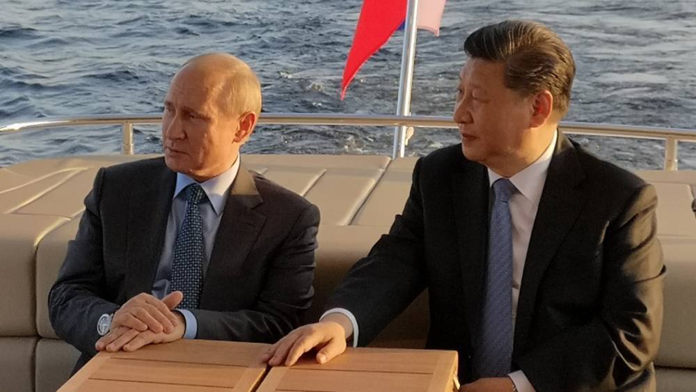 "В Пекине было уже 4 утра": Путин рассказал о полуночной прогулке с Си Цзиньпином