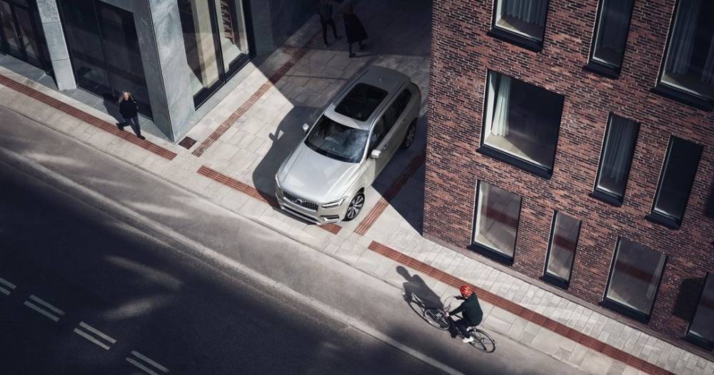 Volvo проверит велосипедистов на&nbsp;прочность