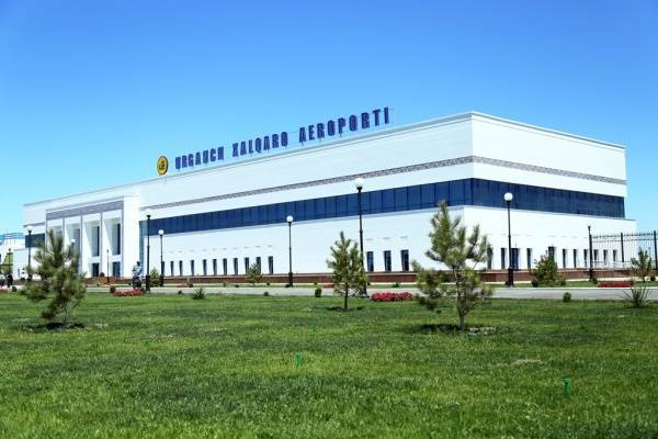 Российский холдинг станет управляющей компанией 3 аэропортов в Узбекистане