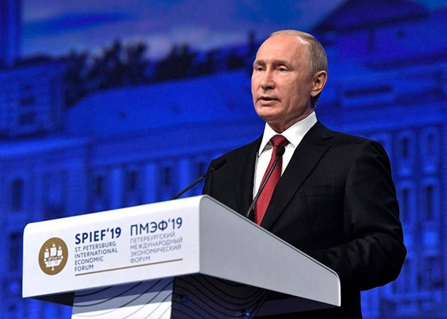 Путин ответил китайской пословицей на вопрос о схватке за первенство