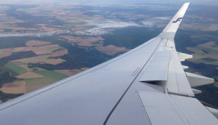 И крыло, и салон: авиакомпания KLM показала V-образный самолет - newtvnews.ru - Голландия
