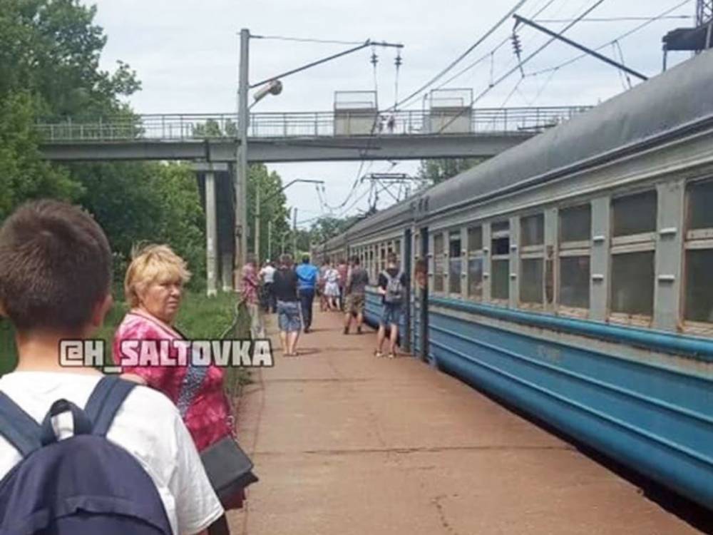 В Харьковской области загорелся вагон с людьми