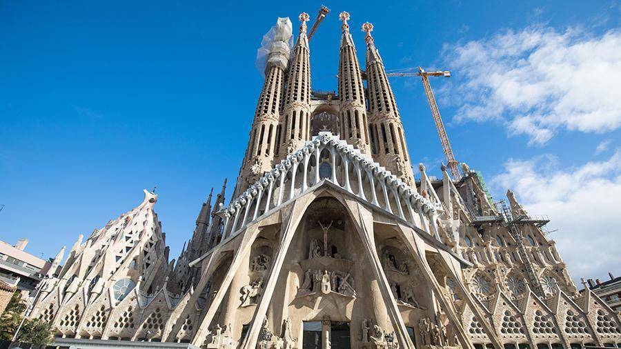 Власти Барселоны выдали разрешение на строительство Саграды Фамилии спустя 137 лет