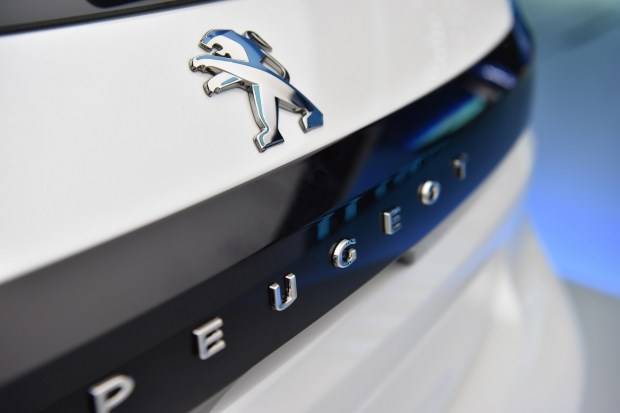 Peugeot представит новое поколение e-208