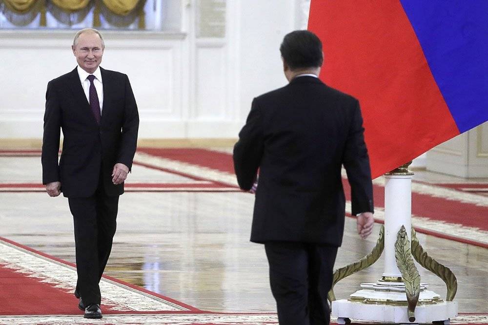 Что скрывается за подчёркнуто тёплыми отношениями между Москвой и Пекином